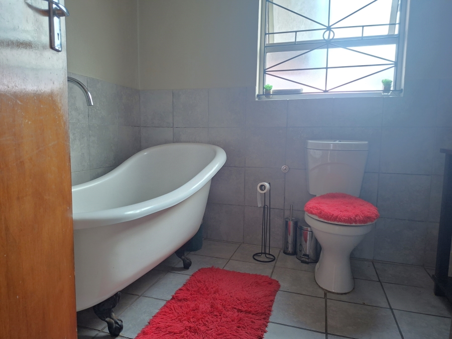 3 Bedroom Property for Sale in Bell Glen Western Cape